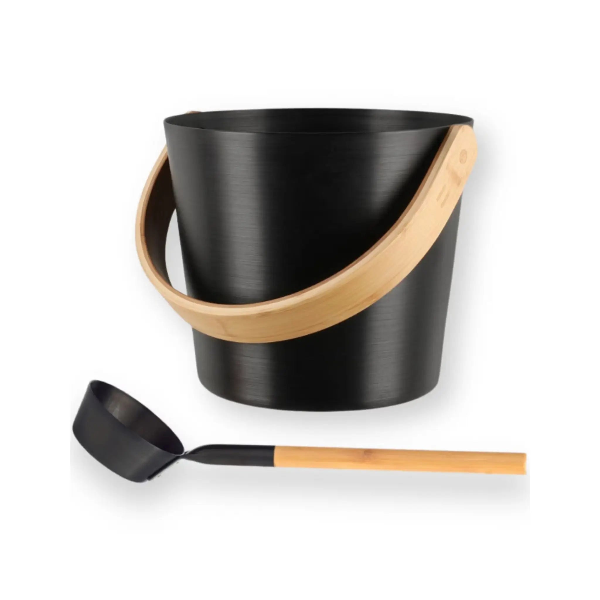 Black Rento sauna bucket and ladle set with bamboo handles