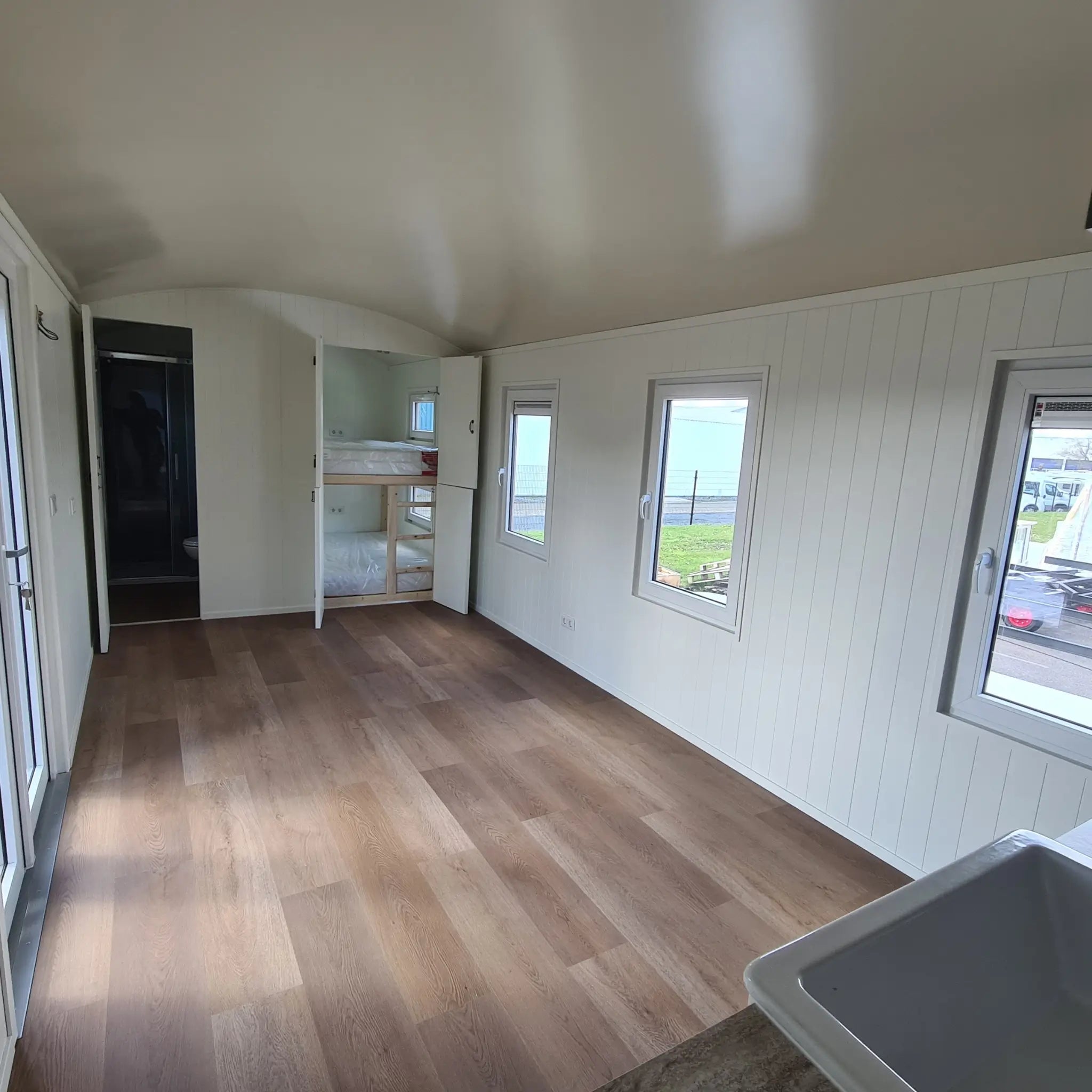 Spacious interior corridor inside the Archwood 4 person shepherd’s hut